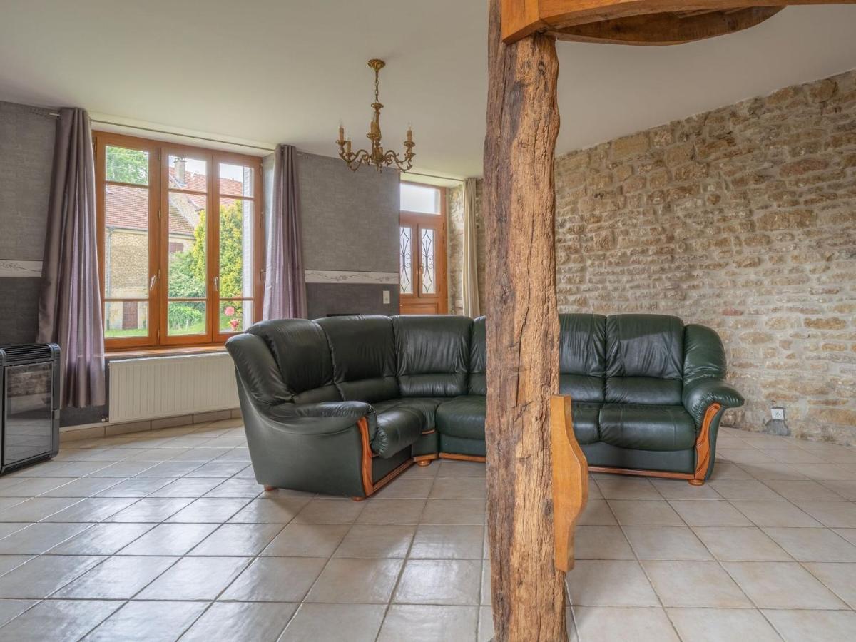 Vintage Holiday Home With Private Garden Nouart Extérieur photo