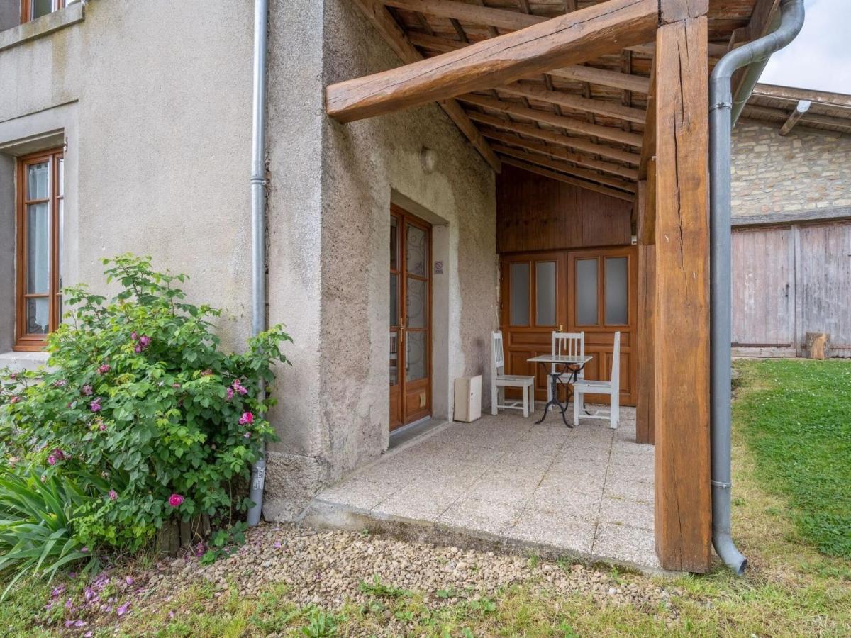 Vintage Holiday Home With Private Garden Nouart Chambre photo