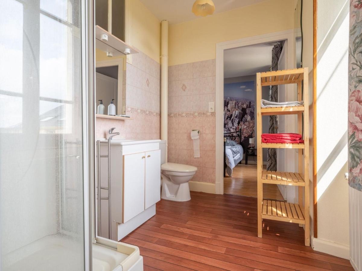 Vintage Holiday Home With Private Garden Nouart Chambre photo